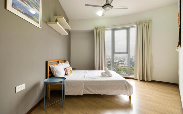 PJ8 Service Suites by Airhost