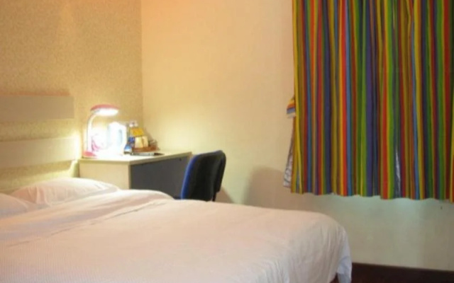 Guangzhou Semi Bay Inn