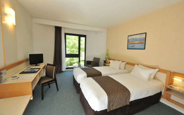 Brit Hotel du Lac