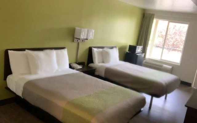 GuestHouse Inn Yakima