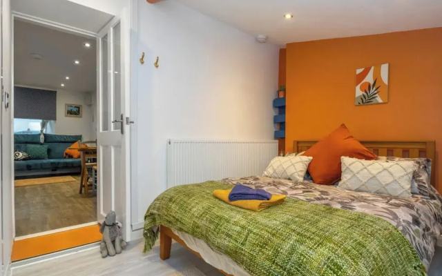 Duck Tavern Annexe