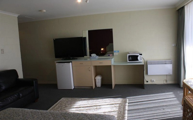 Swansea Motor Inn