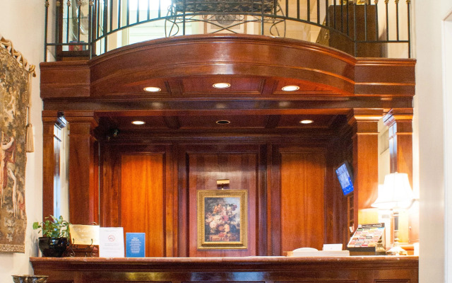 The Lafayette New Orleans By Kasa Living