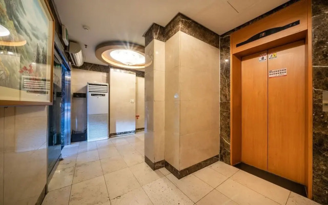 Goyang Karma Hotel