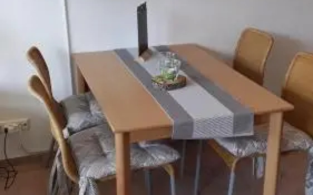 Cordes, Apartment 1