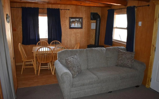 Ute Bluff Lodge, Cabins & RV Park
