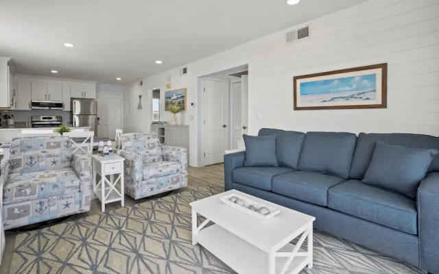 Raintree Villas 2F