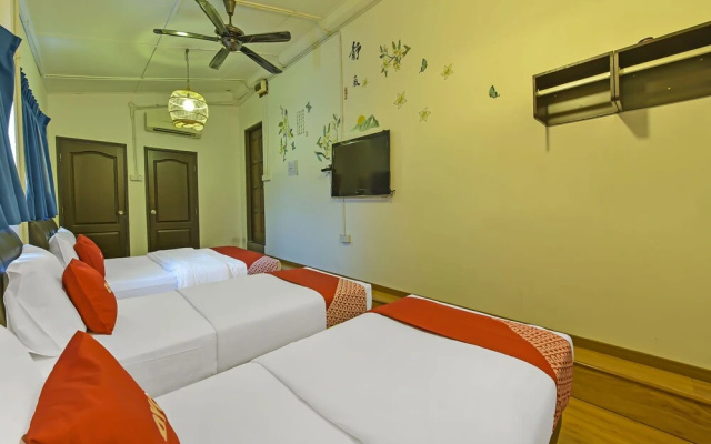 OYO 90763 Chalet Teratak Tuan Muda