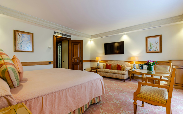 Olissippo Lapa Palace