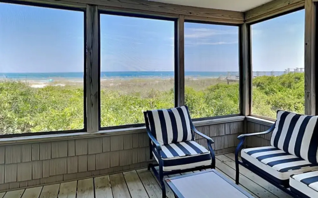 Sea Strapped by Topsail Realty