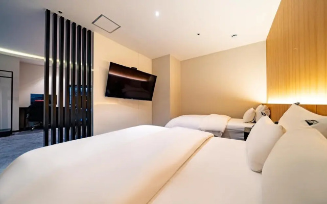 Incheon Stay 25