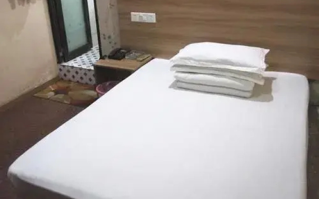 Yaxin Hotel
