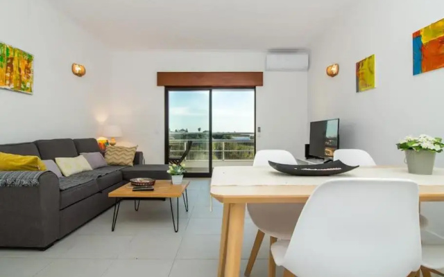 Central Apartment by Stay-ici, Algarve Holiday Rental