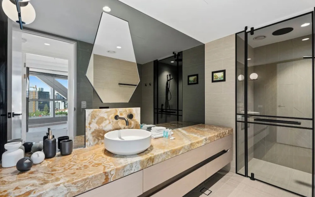 Jewel Apartments by Coastal Letting Co