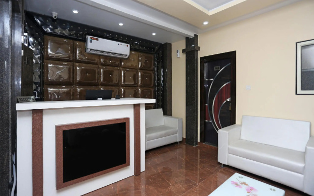 OYO 15530 Hotel G S Residency