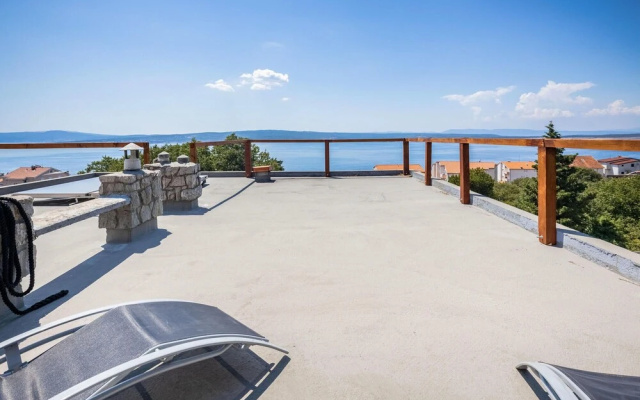 Awesome Home in Dramalj With Wifi and 3 Bedrooms