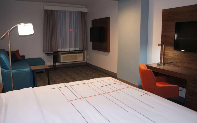 La Quinta Inn & Suites by Wyndham Littleton/Red Rocks