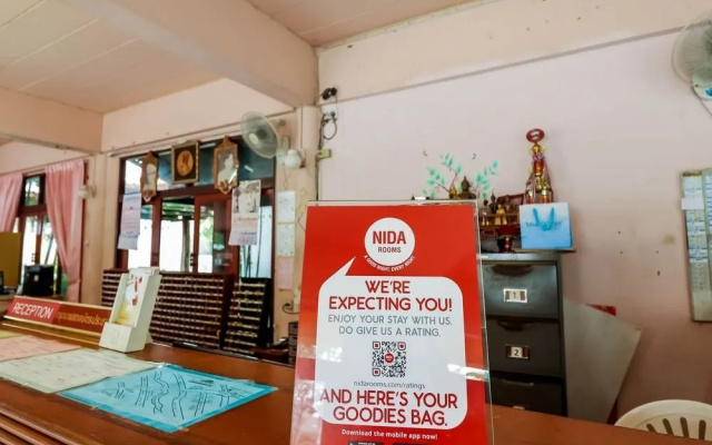 Nida Rooms Chang Mai Airport 99 at The Family Hotel