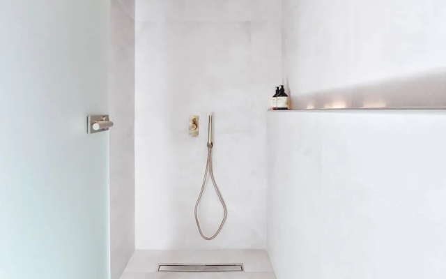 Ikaros Suites