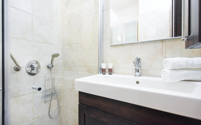 Bright 2BR in Shenkin by HolyGuest