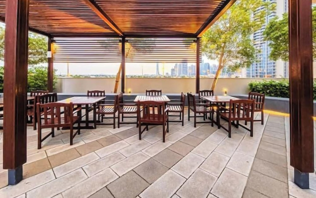 Vogue | Vida Hills | Golf Club view | near Marina