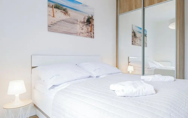 Lissa by Baltic Home