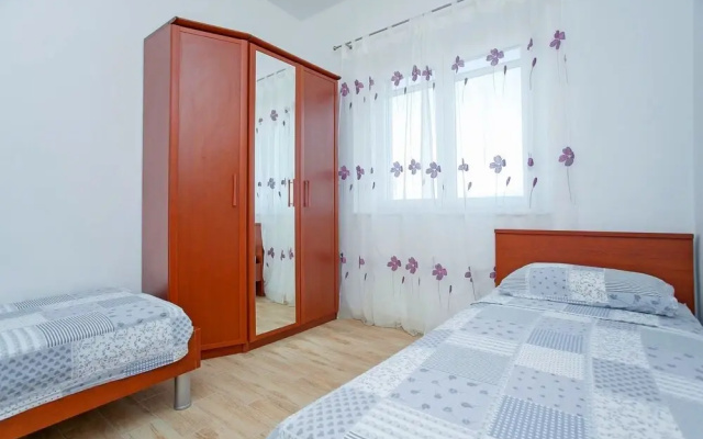 House Ivica