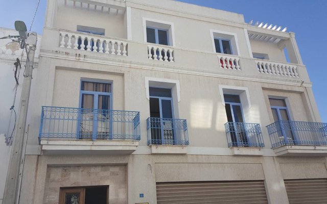 Charming Apart in the Heart of La Marsa in Tunis, Tunisia from 102$, photos, reviews - zenhotels.com hotel front