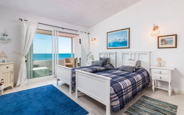 Beach Villa Dorada