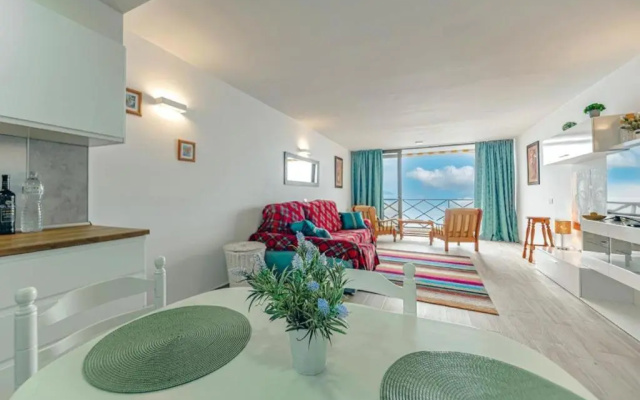Ocean View Suite with Pool, 2 min beach