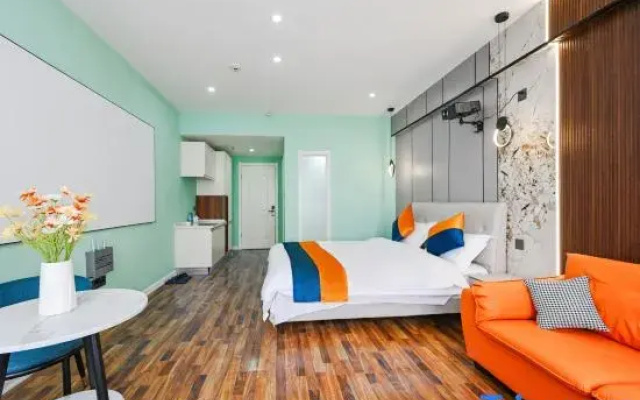Xinjiu Cinema Homestay (Expo Center)