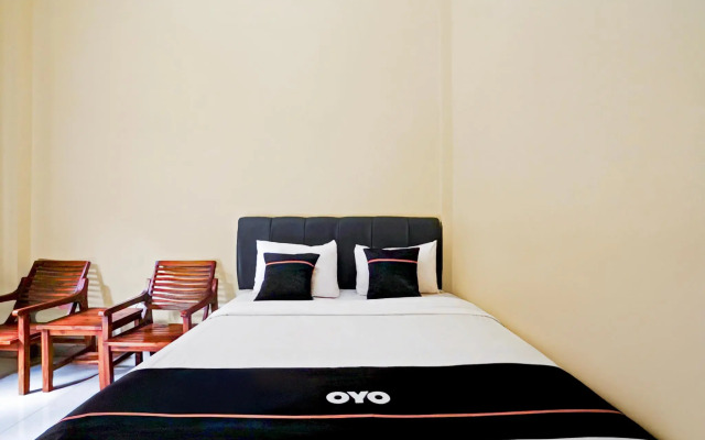 Hotel O Surabaya near Pelangi Park formerly D'best Kutisari