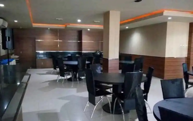 Putri Wisata Hotel
