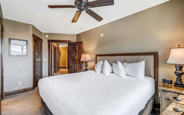 Premier 2br  At The Base Of Peak 7 2 Bedroom Condo by RedAwning