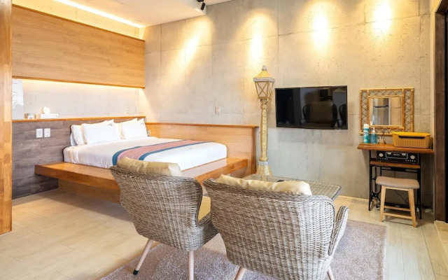 Gyeongju Luna Piena Poolvilla