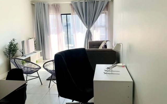 Munyaka Waterfall: Executive Apartment