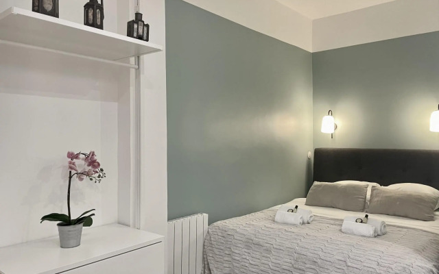 1599 - Stunning studio in Le Marais
