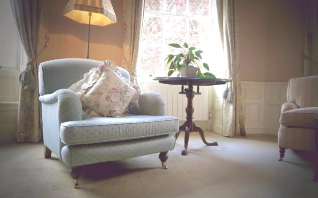 The Shelleys Hotel