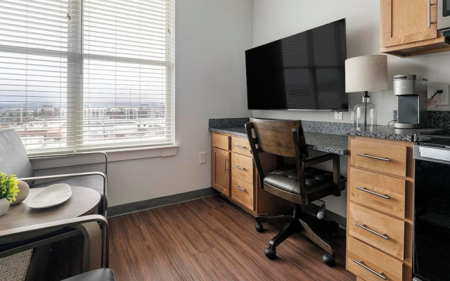 Landing Apartments near Downtown and UAB