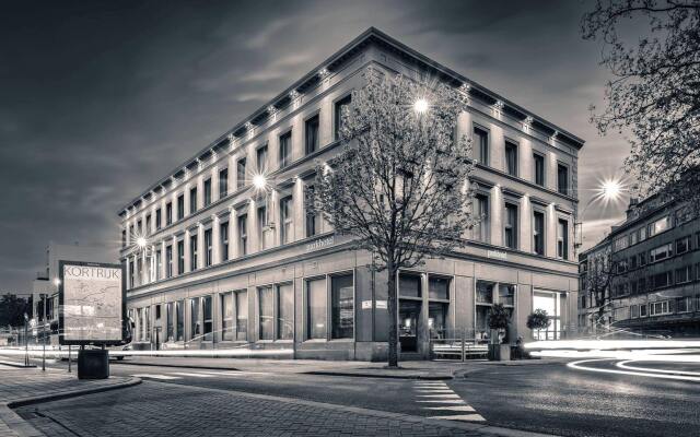 Отель Parkhotel Kortrijk Бельгия, Кортрейк - отзывы, цены и фото номеров - забронировать отель Parkhotel Kortrijk онлайн вид на фасад