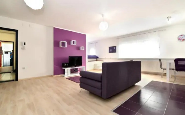 Quatric Apartments