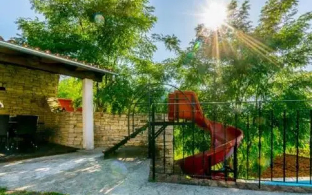 Villa Macan