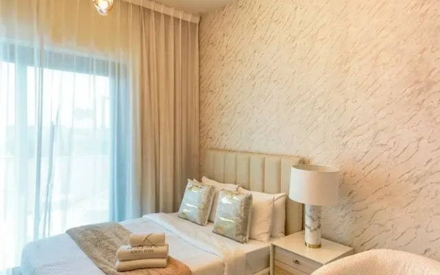 Nasma Holiday Homes - Azizi Riviera 46