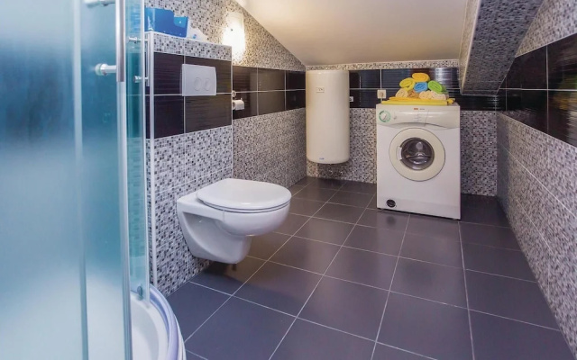 Amazing Apartment in Makarska With 1 Bedrooms and Wifi