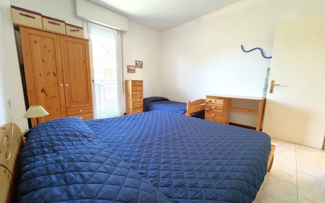 Charming Family Flat Near the Beach