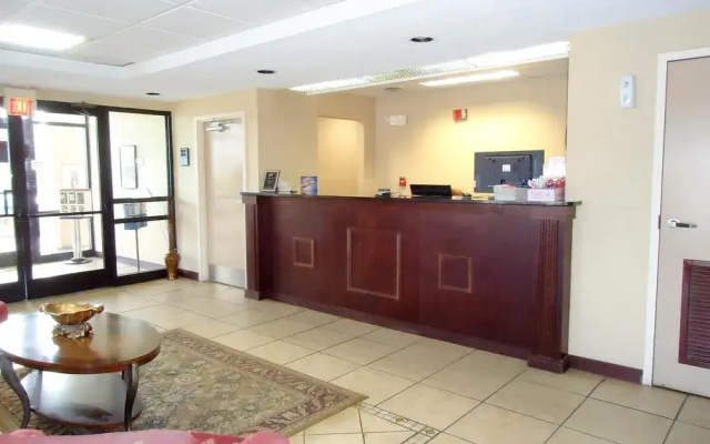 Best Western Colonial Inn