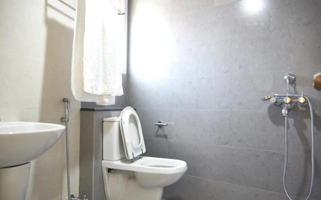 Srivar Hotels