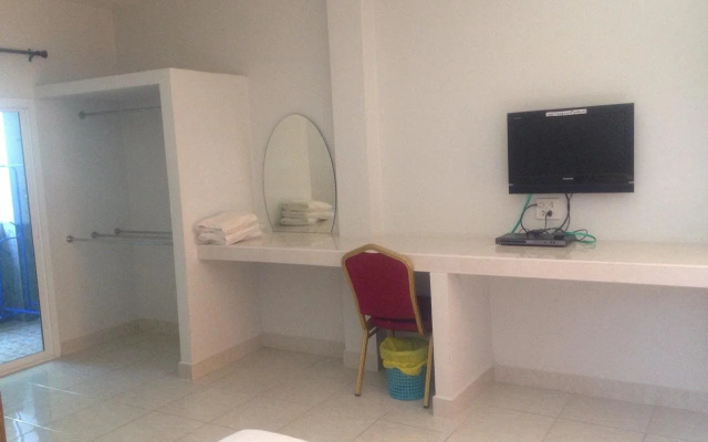 Malin House Apartment 1 Trang