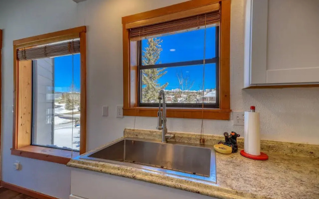 Valley View Loft