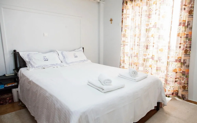Cute apartment in Neos Kosmos